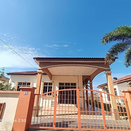 Kembara Homestay Alor Setar Buitenkant foto